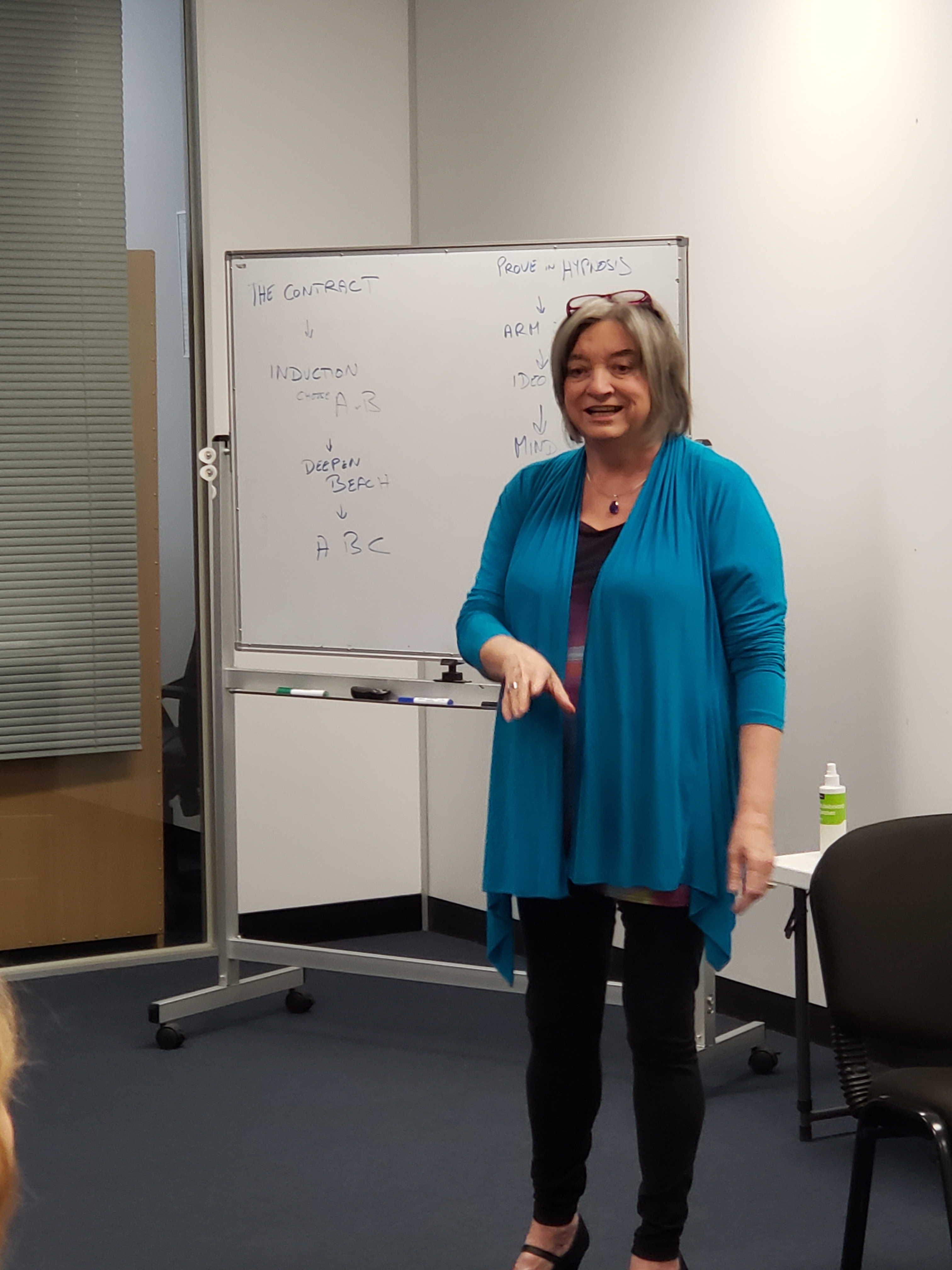 Ines Simpson, trusted master hypnosis practitioner